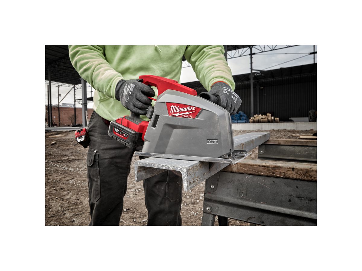 MILWAUKEE Akku-Metallkreissäge FUEL M18FMCS66-0C, Solo im Koffer
