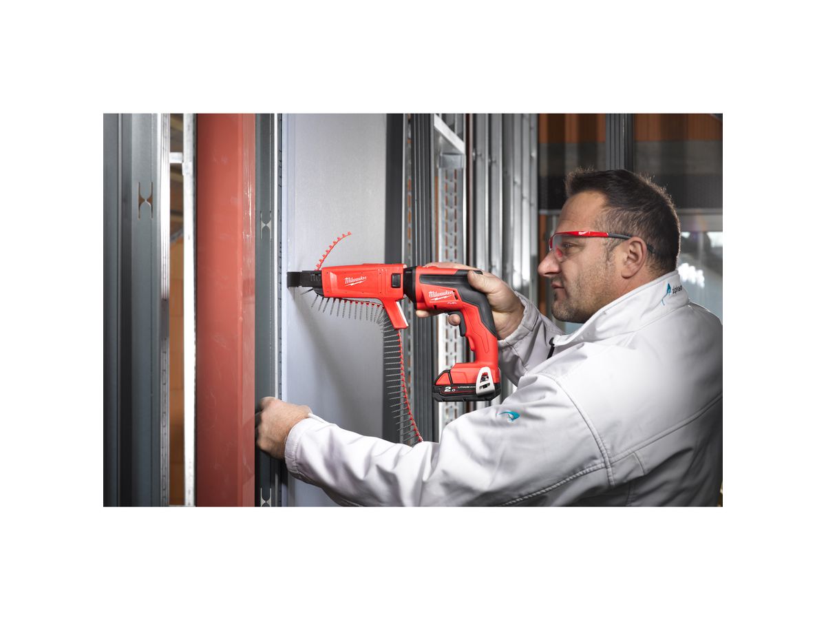 MILWAUKEE Trockenbauschrauber 18 V M18FSGC-202X 2x2,0Ah