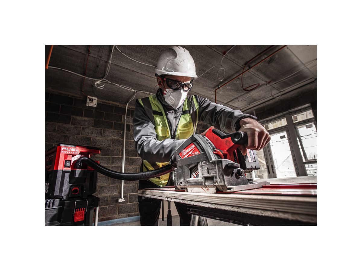 Milwaukee FUEL Akku-Tauchsäge M18FPS55-552P