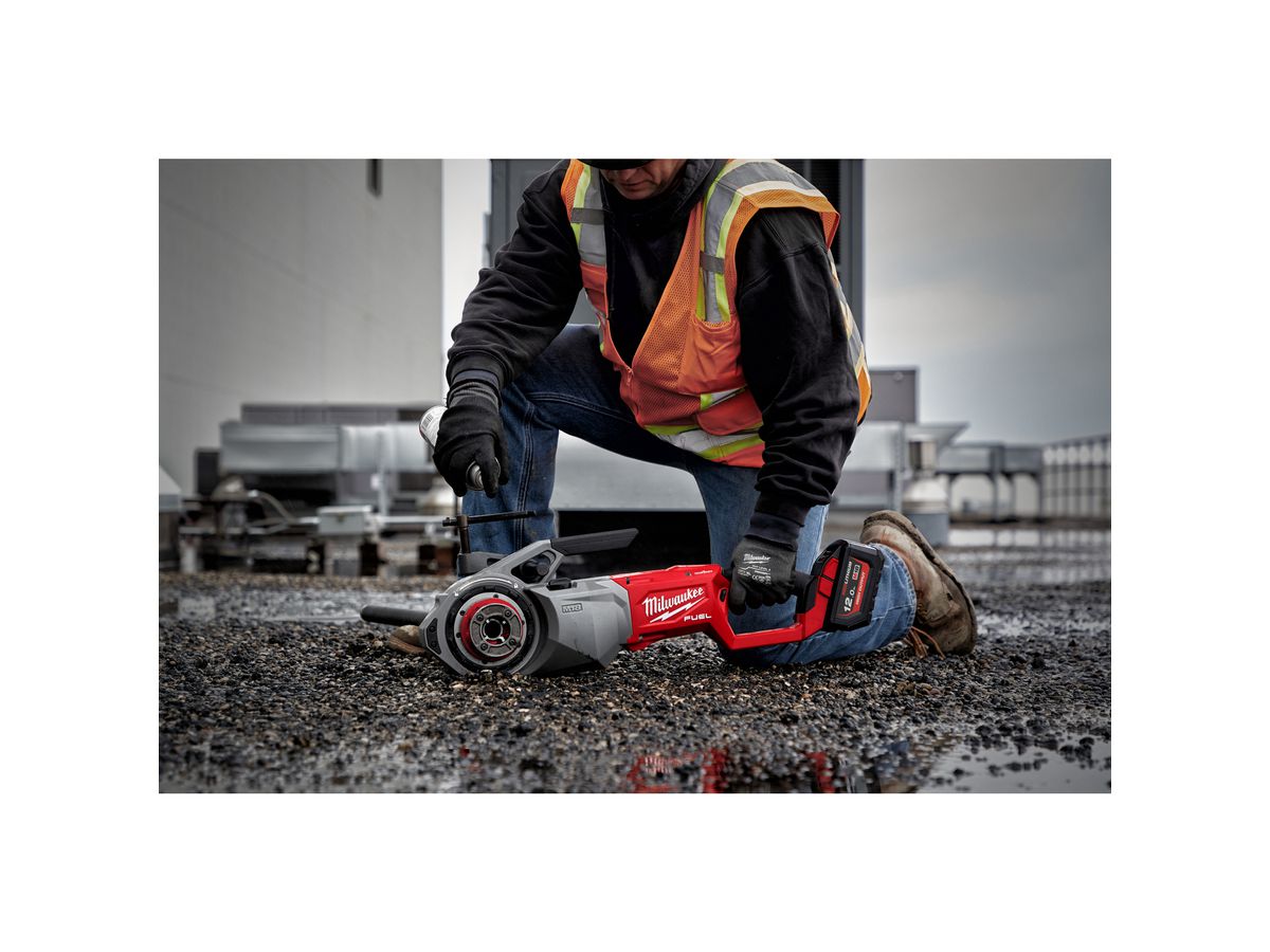 MILWAUKEE Akku-Gewindeschneidkluppe FUEL M18 FPT2-0C, Solo im Koffer
