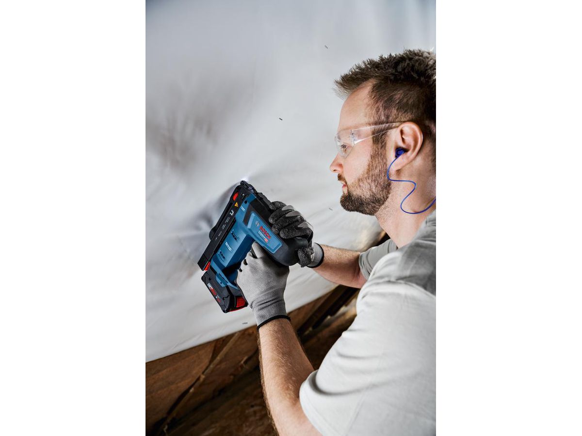 BOSCH Akku-Holztacker GTH 18V-14 solo, in L-Boxx