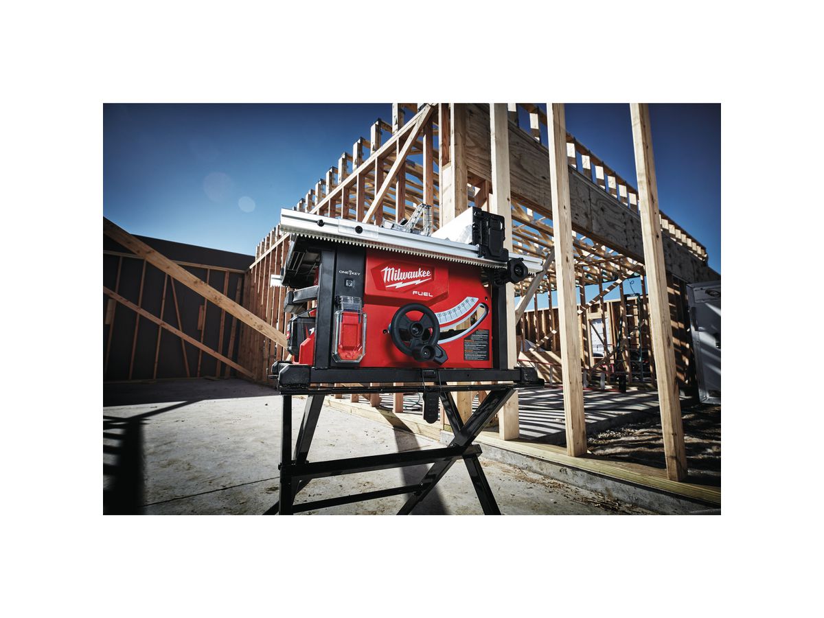 Milwaukee Akku-Tischkreissäge 18V 12,0Ah M18FTS210-121B