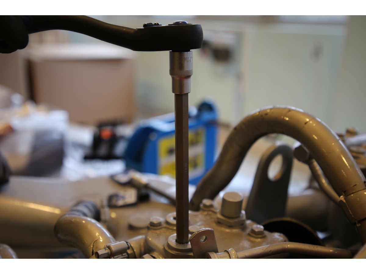 BRILLIANT TOOLS 1/2" Innen-6-Kant Schraubendreher-Einsatz, 200mm, 12mm