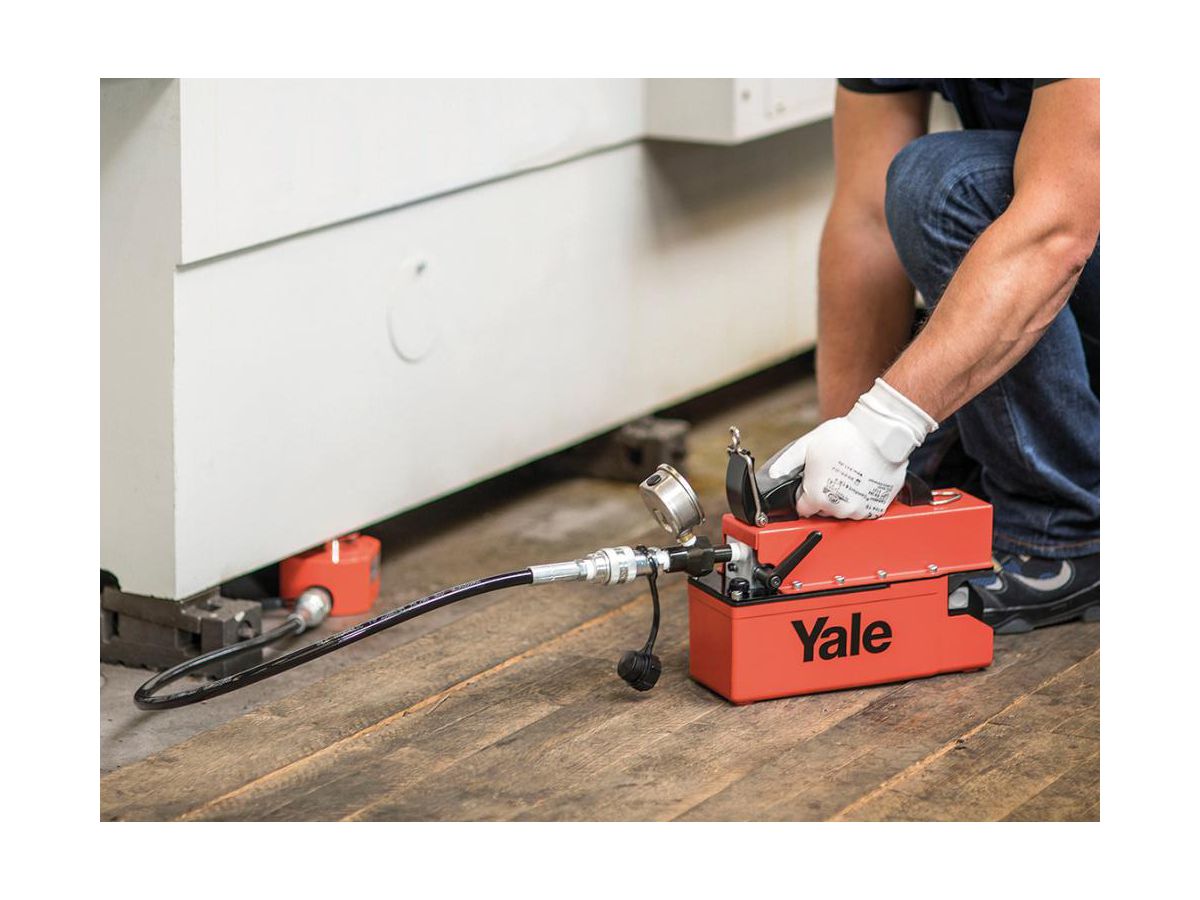 Yale Akku-Pumpe 0,6 Liter - WEMAG What it takes to be a pro