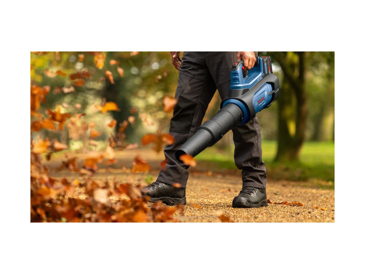 BOSCH Akku-Laubbläser GBL 18v-800, solo, im Karton