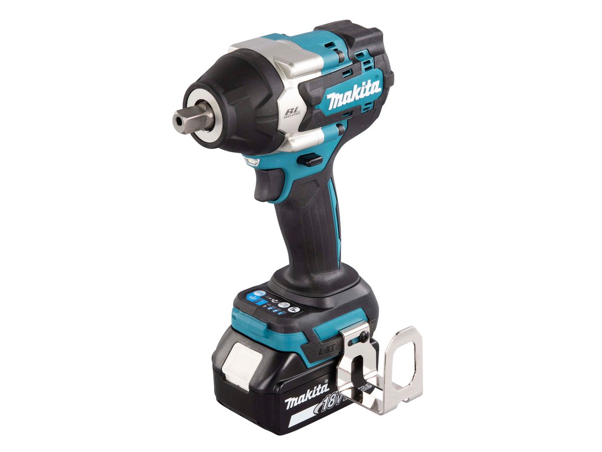 MAKITA Akku-Schlagschrauber DTW701RTJ 2x5,0Ah/18V-Akku + Ladegerät im MAKPAC