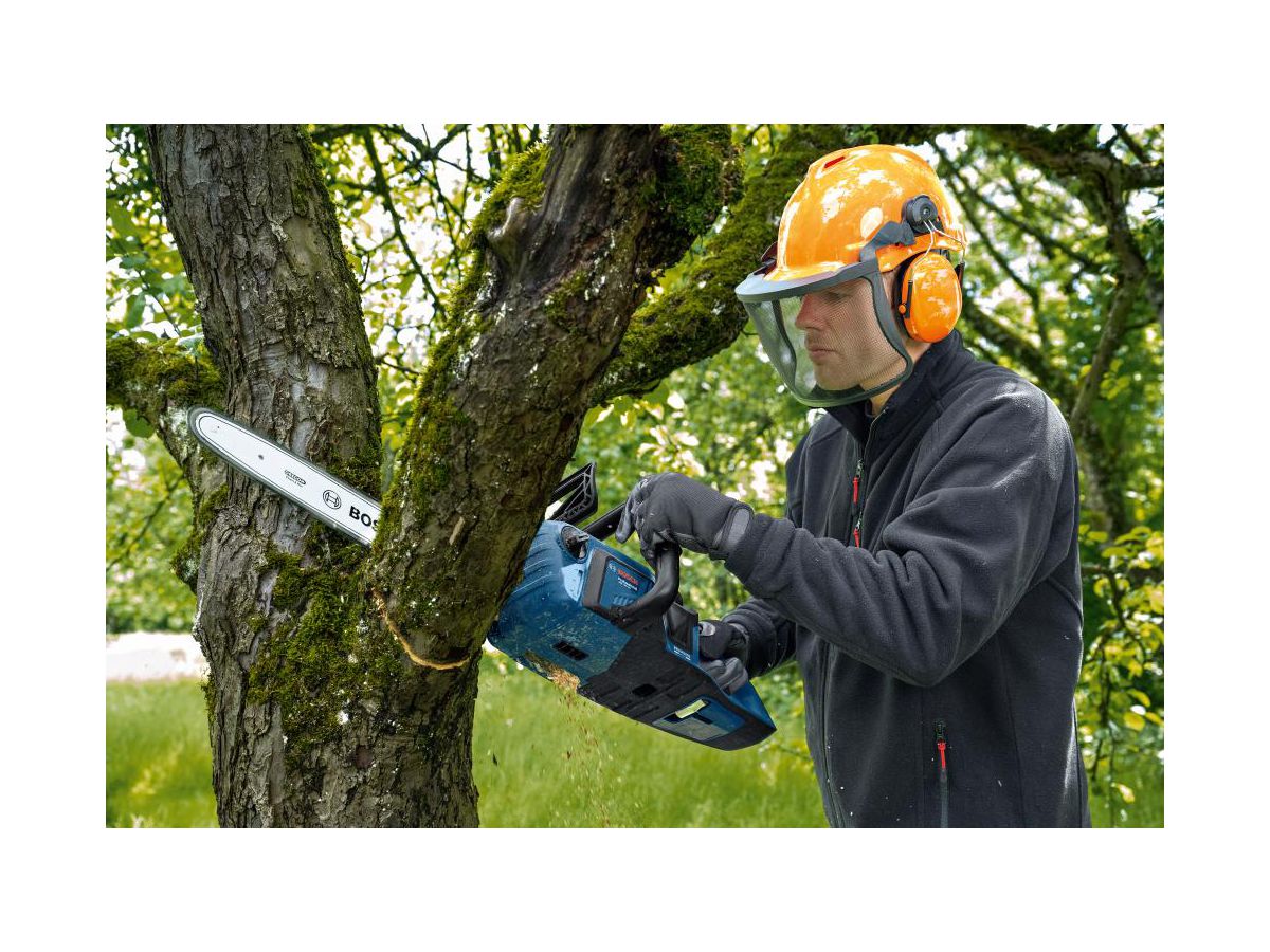 BOSCH Akku-Kettensäge GKE 18V-40 solo solo, im Karton