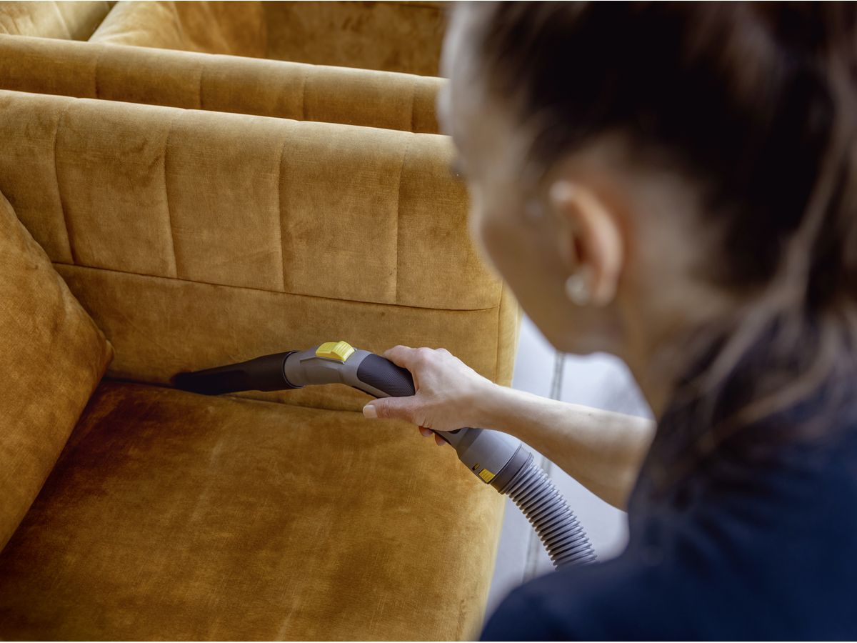 KÄRCHER Trockensauger T10/1 585 Watt, 10 Liter, 12m Kabel