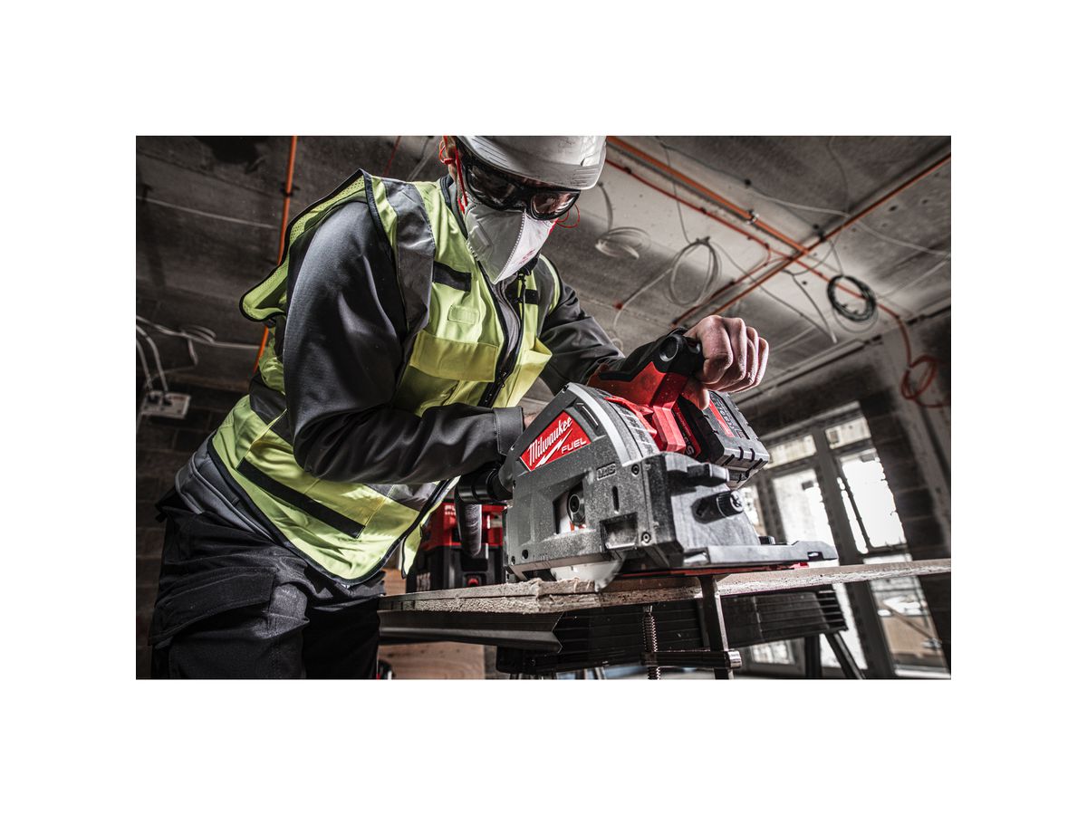 Milwaukee FUEL Akku-Tauchsäge M18FPS55-552P