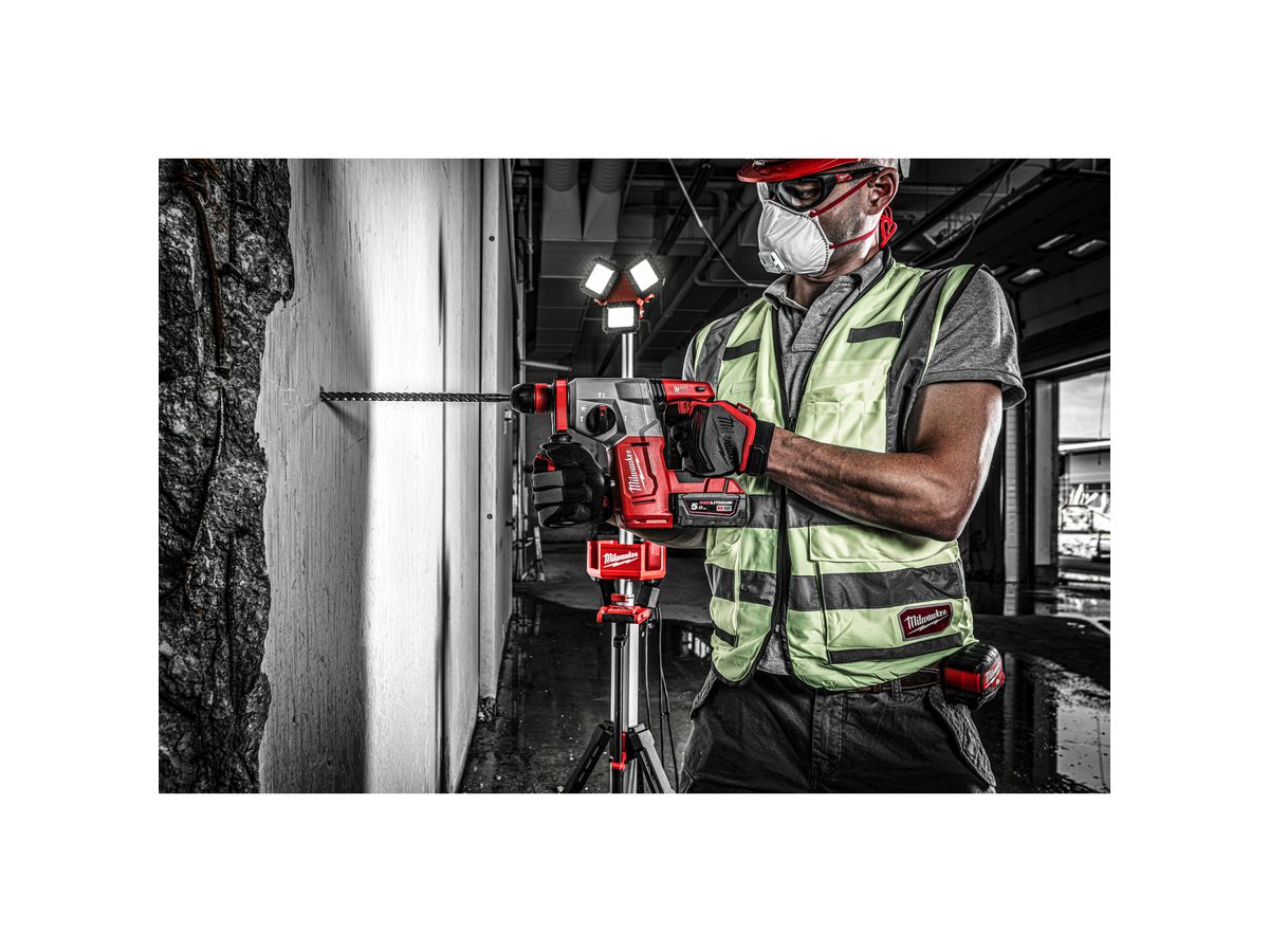 MILWAUKEE Akku- Kombihammer M18BLHX-502X inkl. 2x5,0Ah Akku, Ladegerät, HD- Box