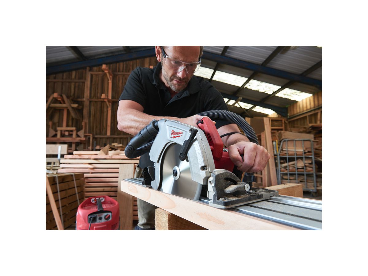 Milwaukee Handkreissäge CS 85 CBE 4933451116