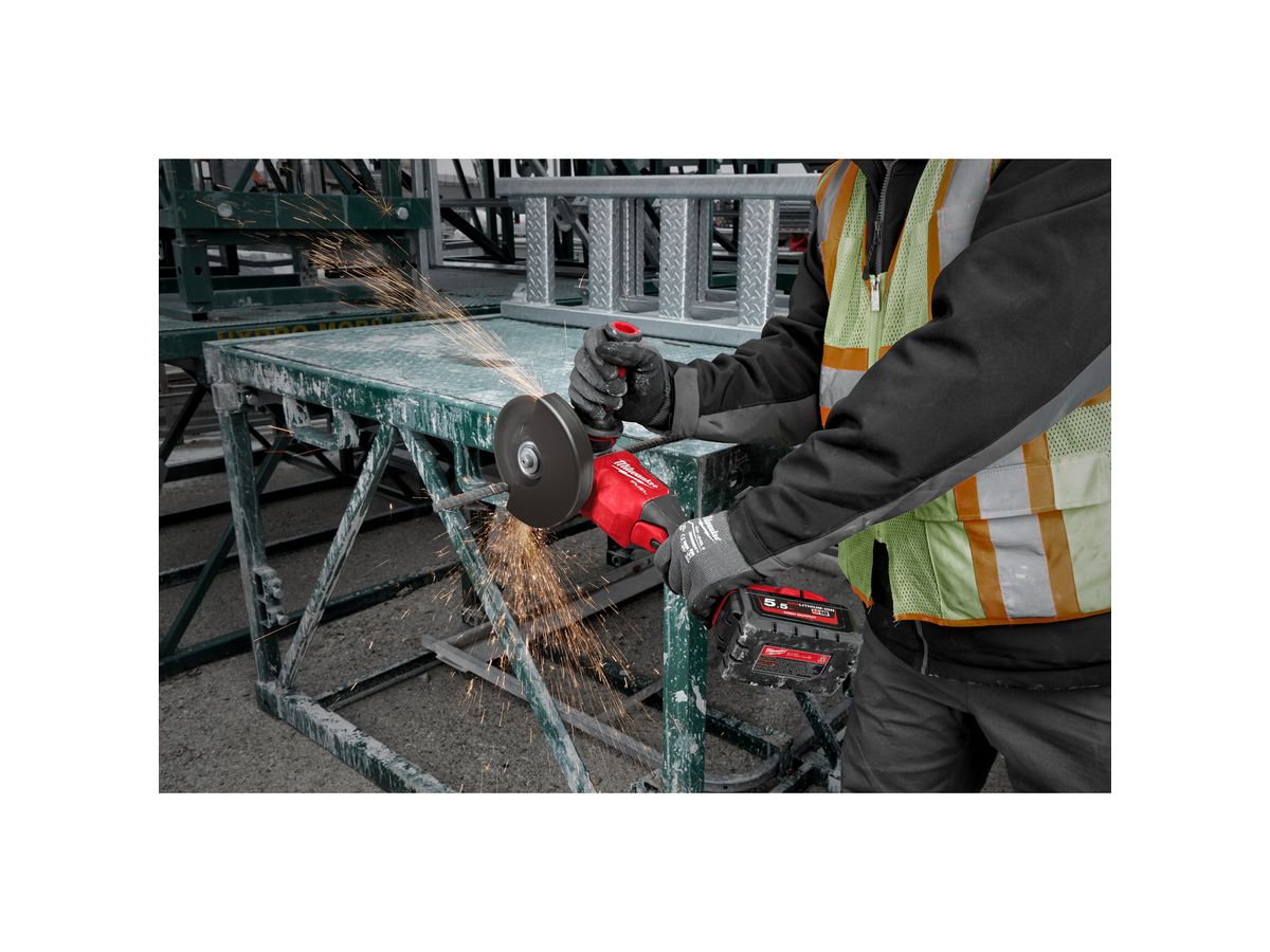 Milwaukee Akku-Winkelschleifer 125mm 18V HighOutput 2x5,5Ah FHSAG125XPDB HD-Box
