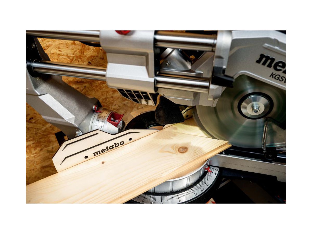 METABO Kappsäge KGSV 216 MC
